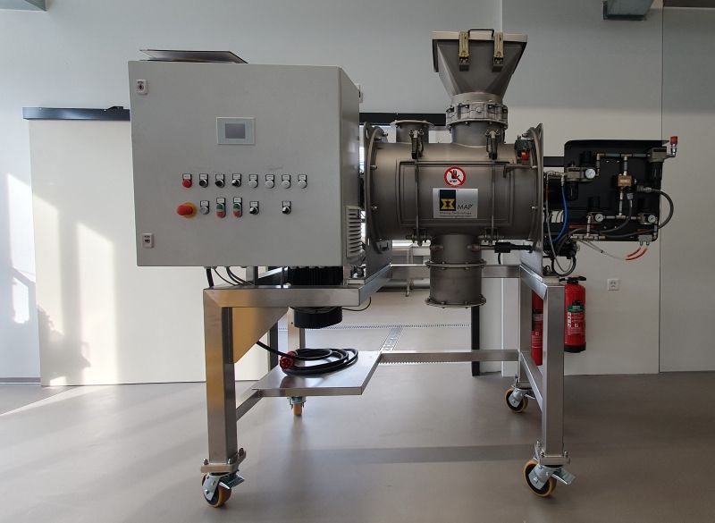 In-house production of standard detergents for dishwashers. Image